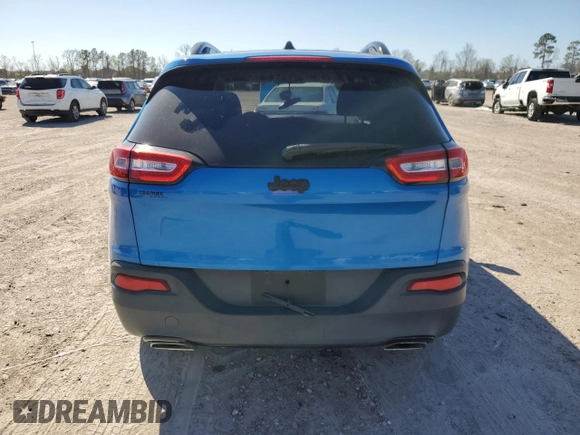 2017 Jeep Cherokee Altitude z VIN 1C4PJLAS0HW596491, wystawiony jako Copart lot #46773705 z przebiegiem 104 015 mil mil oraz Szkoda całkowita • Salvage title. Historia ofert i sprzedaży dostępna na DreamBid. Obrazek 6.