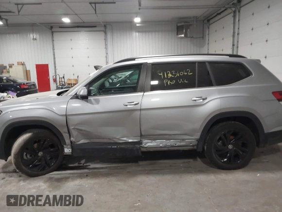 2023 Volkswagen Atlas SE с VIN 1V2HR2CA5PC516757, выставлен на аукционе IAAI как лот 41236062 с пробегом 23 485 миль миль и . История ставок и продаж доступна на DreamBid. Изображение 14.