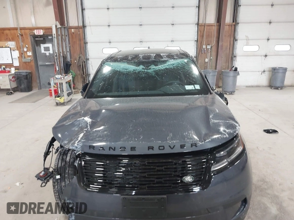 2025 Land Rover Range Rover Velar S with VIN SALYJ2EX4SA811596, listed as a IAAI auction lot 42052565 with 645 mi miles and . Bid and sale history available at DreamBid. Image 6.