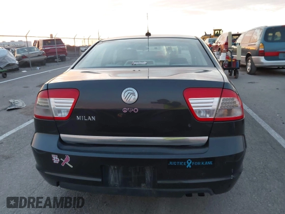 2007 Mercury Milan z VIN 3MEHM07Z57R645652, wystawiony jako IAAI lot #41149884 z przebiegiem 219 655 mil mil oraz . Historia ofert i sprzedaży dostępna na DreamBid. Obrazek 16.