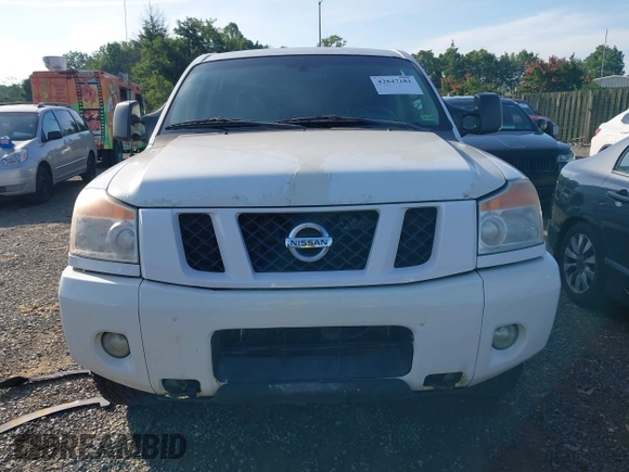 2008 Nissan Titan XE z VIN 1N6AA07FX8N309885, wystawiony jako IAAI lot #42847181 z przebiegiem 192 595 mil mil oraz . Historia ofert i sprzedaży dostępna na DreamBid. Obrazek 12.