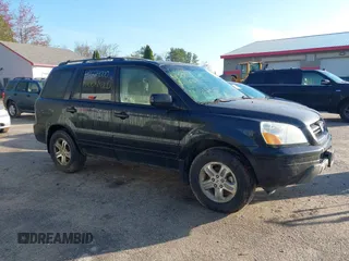 2004 Honda Pilot EX with VIN 5FNYF18484B001905, listed as a IAAI auction lot 42224000 with 254,787 mi miles and . Bid and sale history available at carsss.com. Image 14.