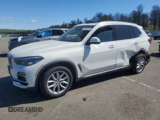 2020 BMW X5 xDrive40i z VIN 5UXCR6C02L9B78012, wystawiony jako Copart lot #56568005 z przebiegiem 57 460 mil mil oraz Szkoda całkowita • Salvage title. Historia ofert i sprzedaży dostępna na DreamBid. Obrazek 1.