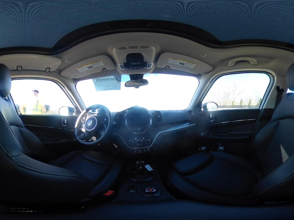 2020 MINI Countryman Cooper S with VIN WMZYX1C05L3L45883, listed as a IAAI auction lot 40690925 with 28,846 mi miles and . Bid and sale history available at DreamBid. Image 19.