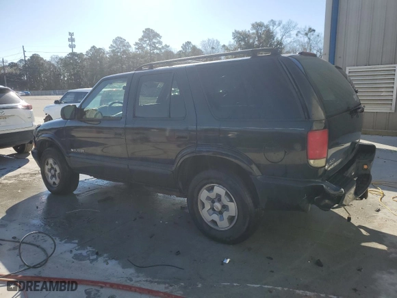 2003 Chevrolet Blazer LS with VIN 1GNDT13X83K182764, listed as a Copart auction lot 46125165 with 0 mi miles and Salvage Title. Bid and sale history available at carsss.com. Image 2.