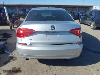 2016 Volkswagen Passat 1.8T S with VIN 1VWAS7A36GC032067, listed as a IAAI auction lot 41207782 with 123,651 mi miles. Bid and sale history available at carsss.com. Image 17.
