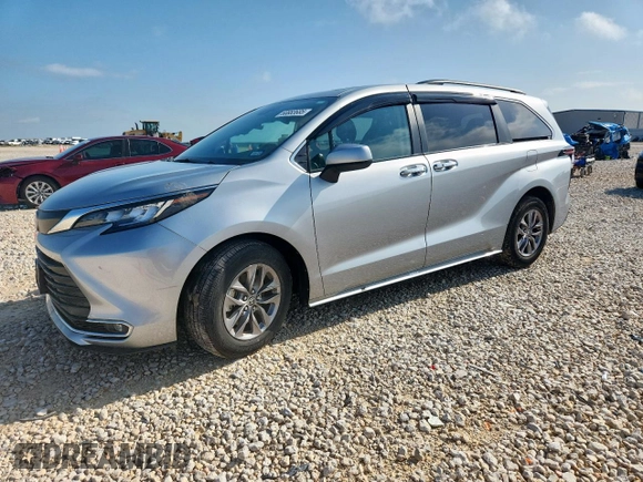 2023 Toyota Sienna XLE with VIN 5TDYRKEC2PS179981, listed as a Copart auction lot 60883685 with 33,099 mi miles and Salvage title. Bid and sale history available at DreamBid. Image 1.