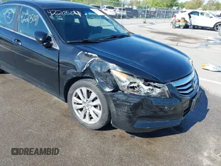 2011 Honda Accord EX-L z VIN 1HGCP2F83BA014846, wystawiony jako IAAI lot #42205041 z przebiegiem 135 105 mil mil oraz . Historia ofert i sprzedaży dostępna na DreamBid. Obrazek 6.