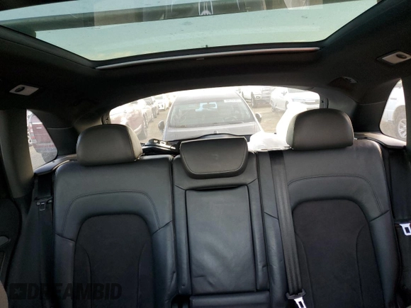 2015 Audi SQ5 Premium Plus z VIN WA1CGAFP3FA145596, wystawiony jako Copart lot #41681365 z przebiegiem 94 726 mil mil oraz Szkoda całkowita • Salvage title. Historia ofert i sprzedaży dostępna na DreamBid. Obrazek 10.