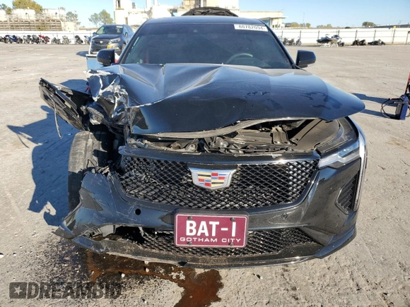 2022 Cadillac CT4-V z VIN 1G6DH5RL4N0115392, wystawiony jako Copart lot #80782094 z przebiegiem 16 567 mil mil oraz Szkody całkowita. Historia ofert i sprzedaży dostępna na DreamBid. Obrazek 5.