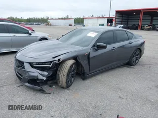 2023 Acura TLX w/A-Spec Package z VIN 19UUB6F58PA006068, wystawiony jako IAAI lot #41922648 z przebiegiem 32 779 mil mil oraz . Historia ofert i sprzedaży dostępna na DreamBid. Obrazek 2.