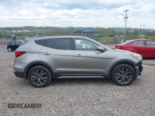 2017 Hyundai Santa Fe Ultimate z VIN 5XYZWDLA4HG441962, wystawiony jako IAAI lot #42144550 z przebiegiem 124 627 mil mil oraz . Historia ofert i sprzedaży dostępna na DreamBid. Obrazek 13.