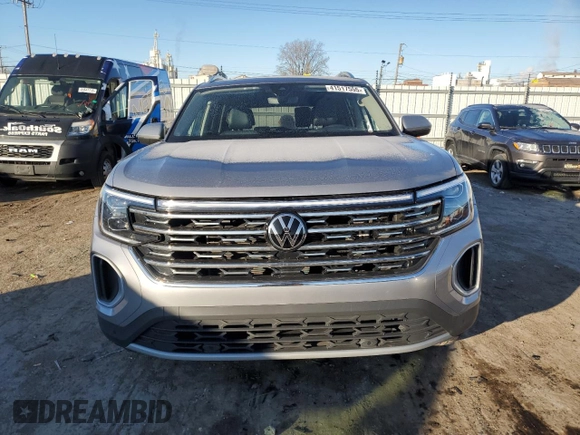 2024 Volkswagen Atlas SEL with VIN 1V2BR2CA4RC527287, listed as a Copart auction lot 41517555 with 22,347 mi miles and Salvage title. Bid and sale history available at DreamBid. Image 5.