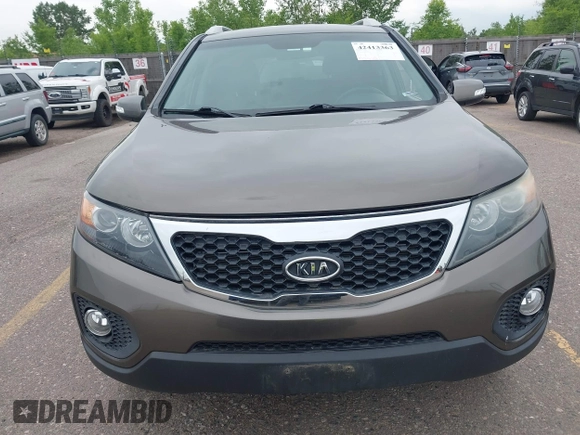 2012 Kia Sorento EX with VIN 5XYKUCA6XCG294104, listed as a IAAI auction lot 42413363 with 57,527 mi miles and . Bid and sale history available at DreamBid. Image 6.