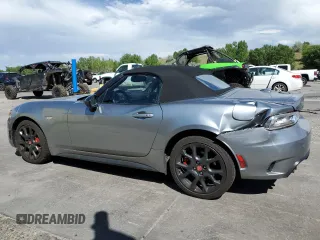 2017 FIAT 124 Spider Lusso z VIN JC1NFAEKXH0114164, wystawiony jako Copart lot #62959405 z przebiegiem 11 879 mil mil oraz Szkoda całkowita • Salvage title. Historia ofert i sprzedaży dostępna na DreamBid. Obrazek 2.