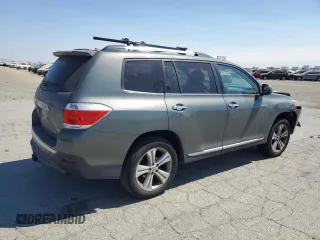 2013 Toyota Highlander Limited with VIN 5TDDK3EH3DS263100, listed as a Copart auction lot 64396525 with 100,076 mi miles and Salvage title. Bid and sale history available at DreamBid. Image 3.