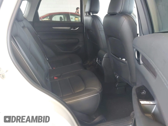 2024 Mazda CX-5 2.5 S Preferred Package with VIN JM3KFBCL4R0472201, listed as a IAAI auction lot 41895917 with 9,245 mi miles. Bid and sale history available at carsss.com. Image 8.