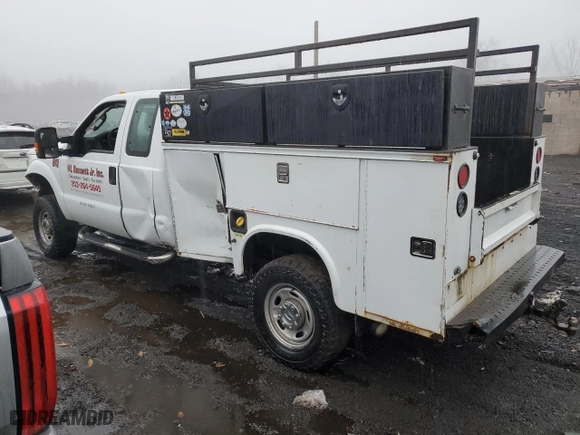 2016 Ford Super Duty F-350 SRW Lariat with VIN 1FT8X3B60GEA18786, listed as a Copart auction lot 43901715 with 86,833 mi miles and Salvage Title. Bid and sale history available at carsss.com. Image 2.