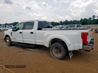 2019 Ford F-350 Lariat z VIN 1FT8W3CT5KEC67505, wystawiony jako Copart lot #58712455 z przebiegiem 198 476 mil mil oraz Czysty tytuł • Clean title. Historia ofert i sprzedaży dostępna na DreamBid. Obrazek 2.