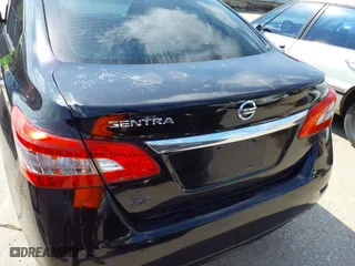 2015 Nissan Sentra S with VIN 3N1AB7AP0FY285741, listed as a IAAI auction lot 42046213 with 115,769 mi miles. Bid and sale history available at carsss.com. Image 6.