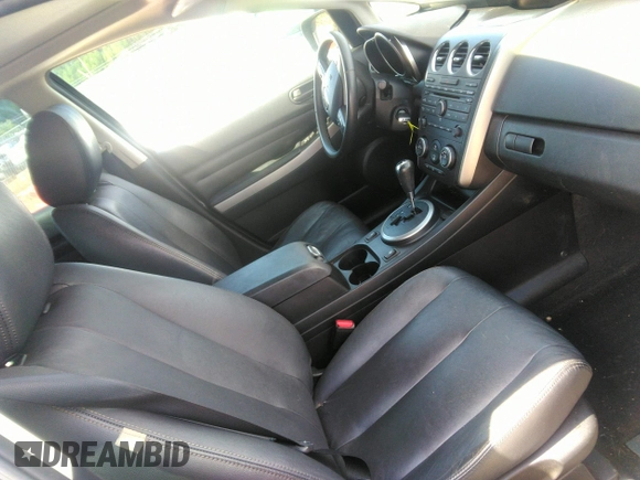 2011 Mazda CX-7 i Sport with VIN JM3ER2B50B0371105, listed as a IAAI auction lot 42184043 with 147,466 mi miles. Bid and sale history available at carsss.com. Image 5.