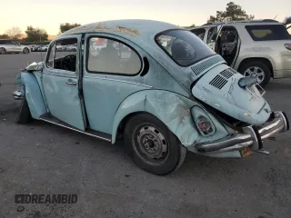 1972 Volkswagen Beetle with VIN 1122696781, listed as a Copart auction lot 83026554 with 11,104 mi miles and Salvage Title. Bid and sale history available at DreamBid. Image 2.