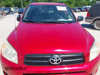 2006 Toyota RAV4 with VIN JTMZD33V966011749, listed as a IAAI auction lot 42005018 with 117,071 mi miles. Bid and sale history available at carsss.com. Image 16.