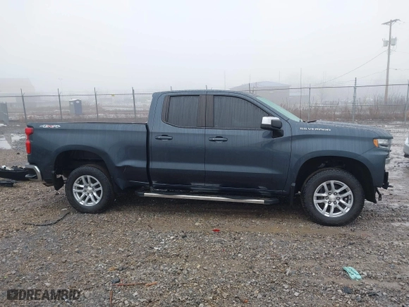 2019 Chevrolet Silverado 1500 LT with VIN 1GCRYDEDXKZ359924, listed as a IAAI auction lot 41463919 with 66,326 mi miles. Bid and sale history available at carsss.com. Image 14.