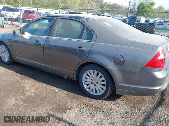 2010 Ford Fusion Hybrid with VIN 3FADP0L30AR376210, listed as a IAAI auction lot 42110727 with 108,897 mi miles. Bid and sale history available at carsss.com. Image 3.