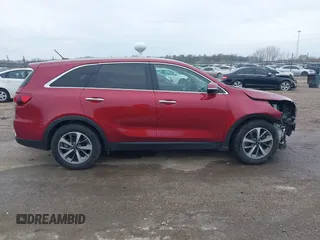 2020 Kia Sorento LX V6 with VIN 5XYPG4A52LG669865, listed as a IAAI auction lot 41897963 with 83,483 mi miles. Bid and sale history available at carsss.com. Image 14.