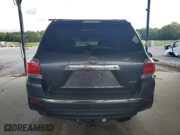 2012 Toyota Highlander Limited z VIN 5TDDK3EH0CS120104, wystawiony jako Copart lot #61293825 z przebiegiem 108 592 mil mil oraz Szkoda całkowita • Salvage title. Historia ofert i sprzedaży dostępna na DreamBid. Obrazek 6.