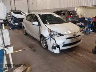 2012 Toyota Prius One z VIN JTDKDTB32C1507647, wystawiony jako IAAI lot #41911871 z przebiegiem 131 666 mil mil oraz . Historia ofert i sprzedaży dostępna na DreamBid. Obrazek 1.