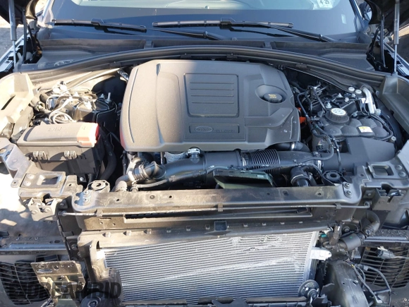 2025 Land Rover Range Rover Velar S с VIN SALYJ2EX1SA393398, выставлен на аукционе IAAI как лот 41149949 с пробегом 6 491 миль миль и . История ставок и продаж доступна на DreamBid. Изображение 10.
