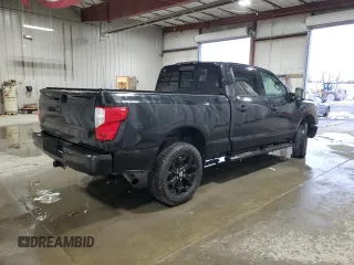 2019 Nissan Titan XD SL with VIN 1N6BA1F42KN511931, listed as a Copart auction lot 43820995 with 249,306 mi miles and Salvage Title. Bid and sale history available at carsss.com. Image 3.