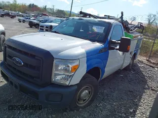2016 Ford F-350 with VIN 1FDBF3A67GEB98077, listed as a IAAI auction lot 41929568 with 141,385 mi miles and . Bid and sale history available at DreamBid. Image 17.