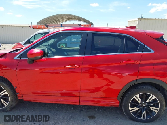 2024 Mitsubishi Eclipse Cross SE z VIN JA4ATWAA4RZ008031, wystawiony jako IAAI lot #42791982 z przebiegiem 21 788 mil mil oraz . Historia ofert i sprzedaży dostępna na DreamBid. Obrazek 15.