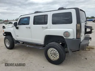 2006 Hummer H3 with VIN 5GTDN136968113134, listed as a Copart auction lot 81031014 with 144,386 mi miles and Salvage Title. Bid and sale history available at carsss.com. Image 2.