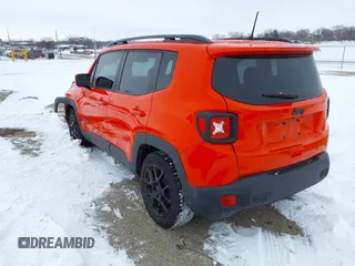 2020 Jeep Renegade Latitude with VIN ZACNJABB9LPL17388, listed as a IAAI auction lot 41276524 with 49,086 mi miles and . Bid and sale history available at DreamBid. Image 3.