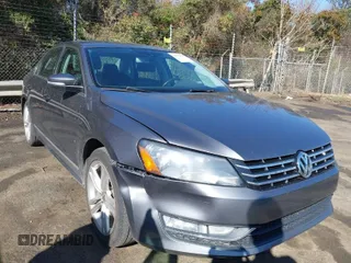 2014 Volkswagen Passat TDI SEL Premium with VIN 1VWCN7A30EC065191, listed as a IAAI auction lot 41860810 with 275,430 mi miles. Bid and sale history available at carsss.com. Image 1.
