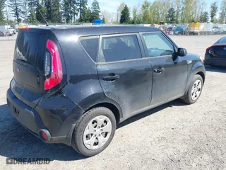 2014 Kia Soul with VIN KNDJN2A21E7032391, listed as a IAAI auction lot 42035942 with 102,735 mi miles. Bid and sale history available at carsss.com. Image 4.