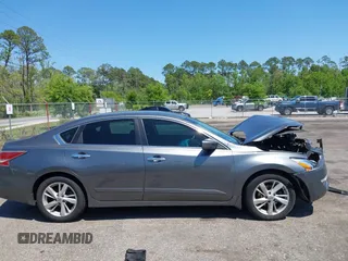 2015 Nissan Altima SV with VIN 1N4AL3AP9FC270351, listed as a IAAI auction lot 42033044 with 165,707 mi miles and . Bid and sale history available at DreamBid. Image 13.