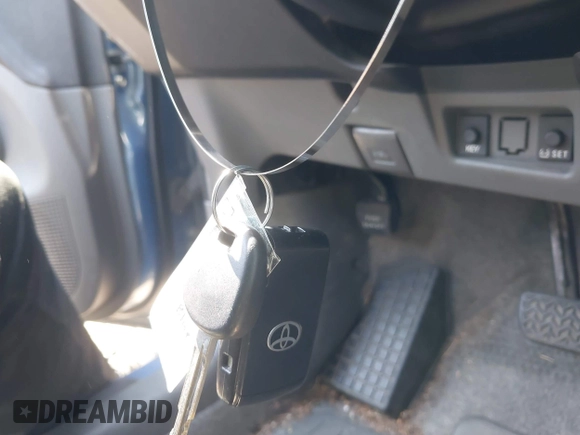 2008 Toyota Prius with VIN JTDKB20U587699128, listed as a IAAI auction lot 41924916 with 227,116 mi miles and . Bid and sale history available at DreamBid. Image 11.