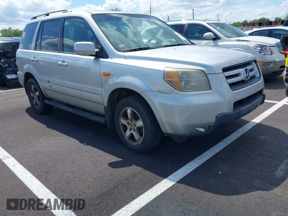 2008 Honda Pilot EX-L with VIN 5FNYF28558B016026, listed as a IAAI auction lot 42192781 with 271,829 mi miles and . Bid and sale history available at DreamBid. Image 1.