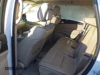 2017 Jeep Grand Cherokee Overland with VIN 1C4RJFCG8HC641729, listed as a IAAI auction lot 41233125 with 116,874 mi miles. Bid and sale history available at carsss.com. Image 8.