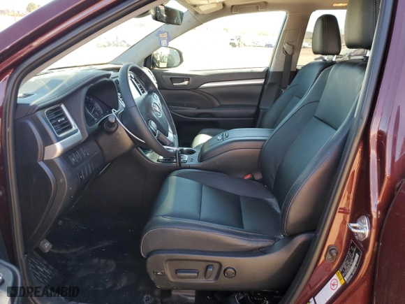 2019 Toyota Highlander SE with VIN 5TDJZRFH4KS971577, listed as a Copart auction lot 50571135 with 70,033 mi miles and Salvage Title. Bid and sale history available at carsss.com. Image 7.