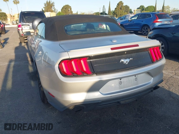 2018 Ford Mustang EcoBoost Premium with VIN 1FATP8UH3J5160147, listed as a IAAI auction lot 41916920 with 91,917 mi miles and . Bid and sale history available at carsss.com. Image 3.