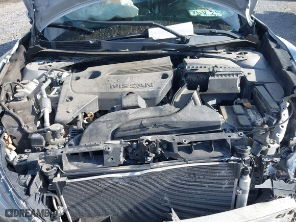 2018 Nissan Altima 2.5 SV with VIN 1N4AL3AP4JC167847, listed as a IAAI auction lot 41522367 with 129,215 mi miles. Bid and sale history available at carsss.com. Image 10.