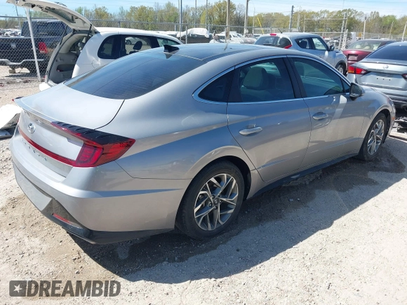 2023 Hyundai Sonata SEL z VIN KMHL14JA2PA269576, wystawiony jako IAAI lot #41811987 z przebiegiem 23 149 mil mil oraz . Historia ofert i sprzedaży dostępna na DreamBid. Obrazek 4.