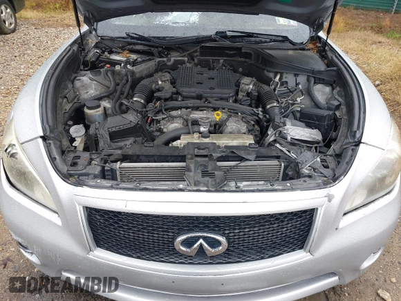2013 Infiniti M with VIN JN1BY1AR3DM601425, listed as a IAAI auction lot 42238952 with 180,023 mi miles and . Bid and sale history available at DreamBid. Image 10.