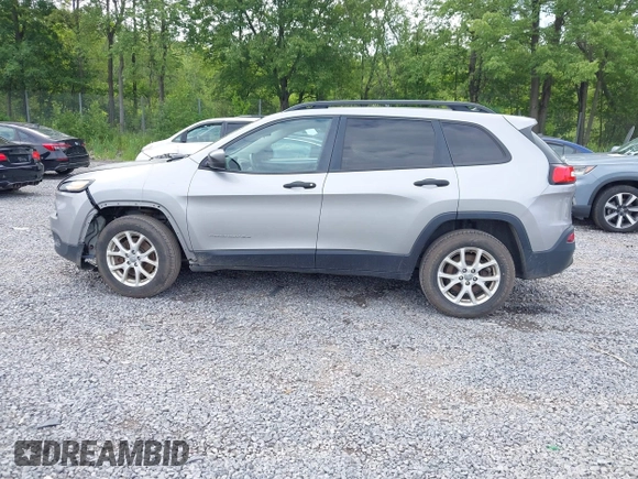 2016 Jeep Cherokee Altitude z VIN 1C4PJMAS0GW251840, wystawiony jako IAAI lot #42636245 z przebiegiem 216 061 mil mil oraz . Historia ofert i sprzedaży dostępna na DreamBid. Obrazek 14.